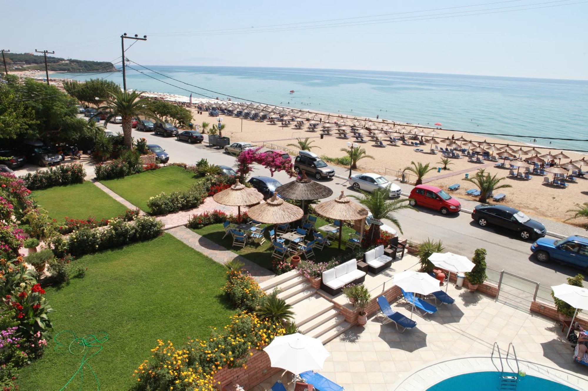Haris Hotel Apartments And Suites Paralia Vrachou Exterior foto